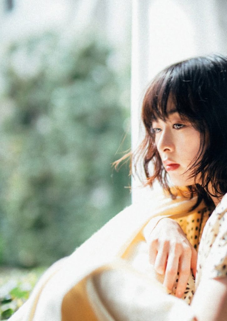 森七菜, Shukan Bunshun 2023.05.18 (週刊文春 2023年5月18日号)